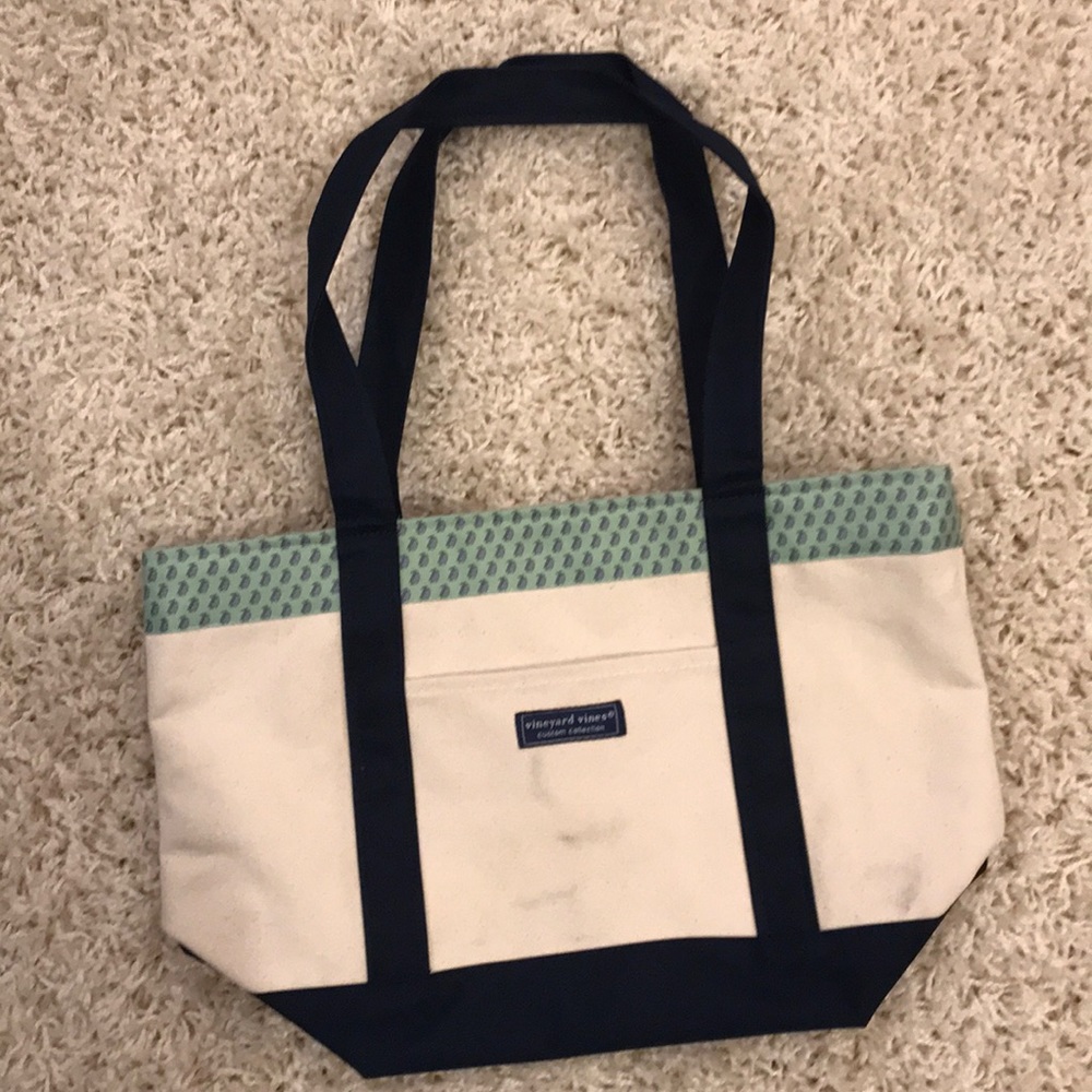 Vineyard Vine Sailboat Tote